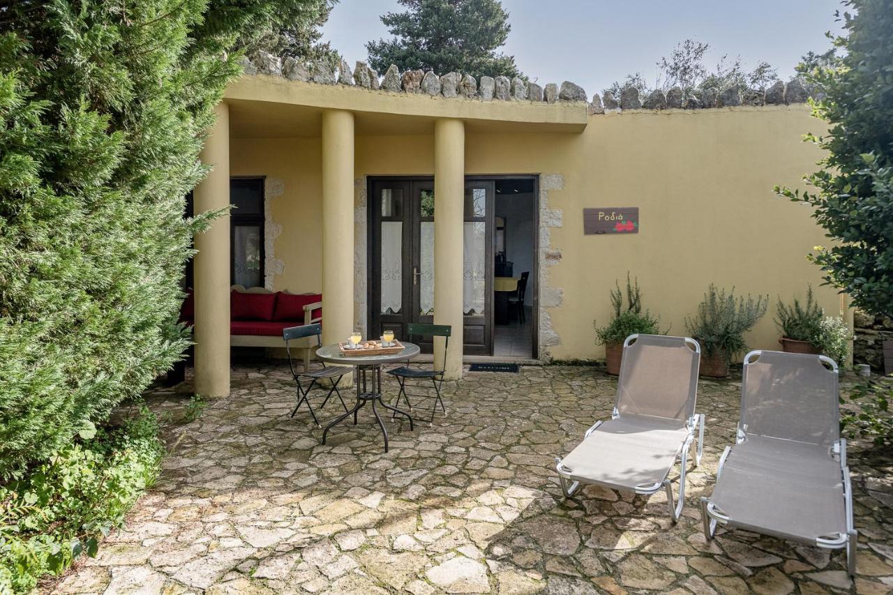 Antheia Houses Вамос Экстерьер фото